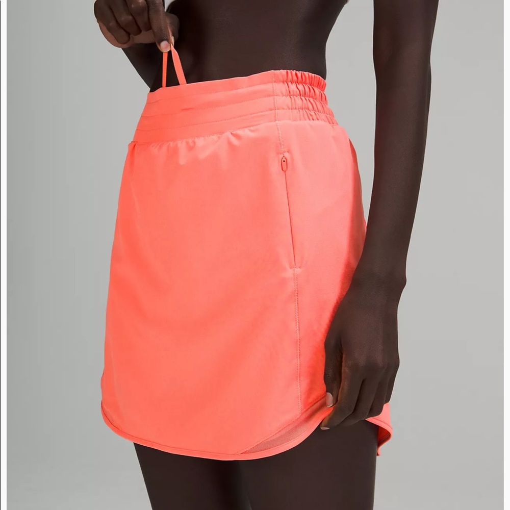 Lululemon Hotty Hot skirt size 6/ tall